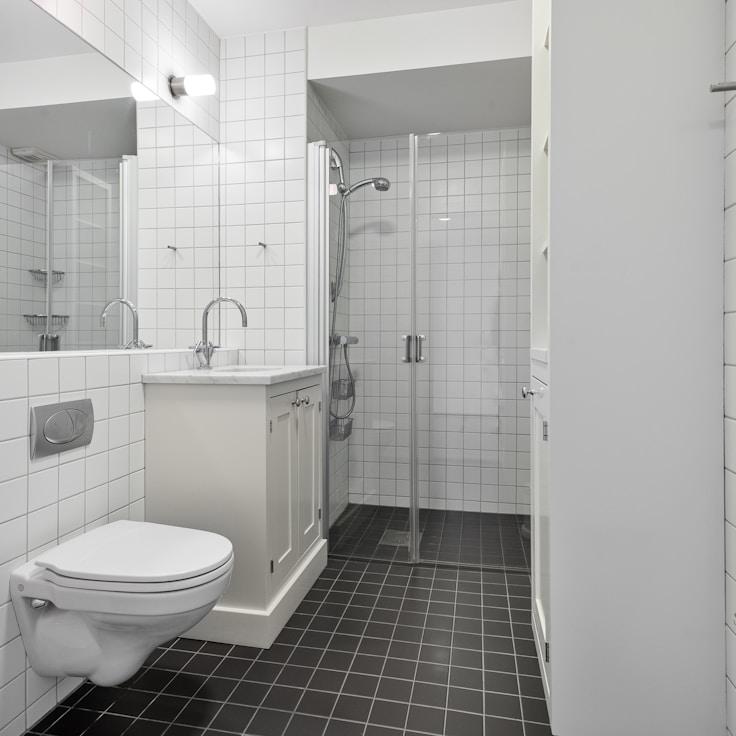 Elite plumbing amenities